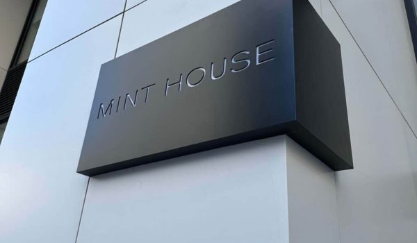 انتخاب فلز پلاک و مارکهای صنعتی