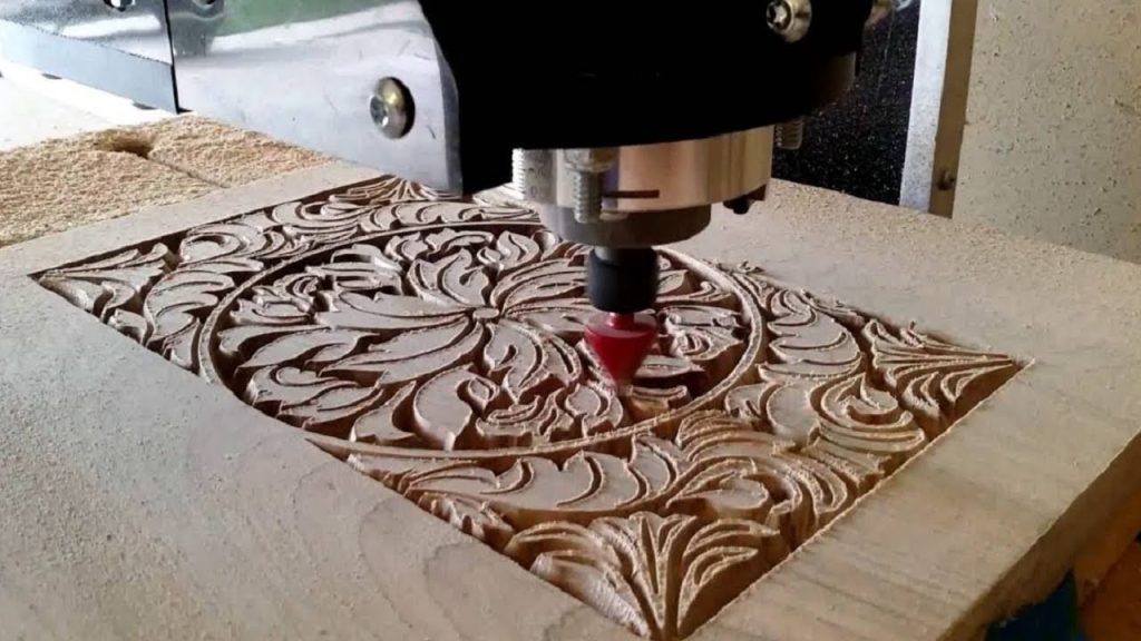 استفاده از برش CNC در ساخت پلاک